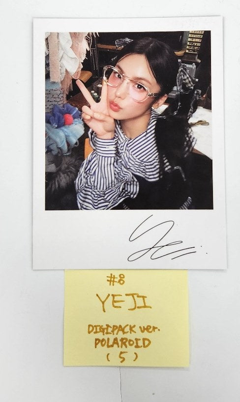 ITZY "Gold" - Official Photocard, Polaroid [Digipack Ver.] [24.10.16]