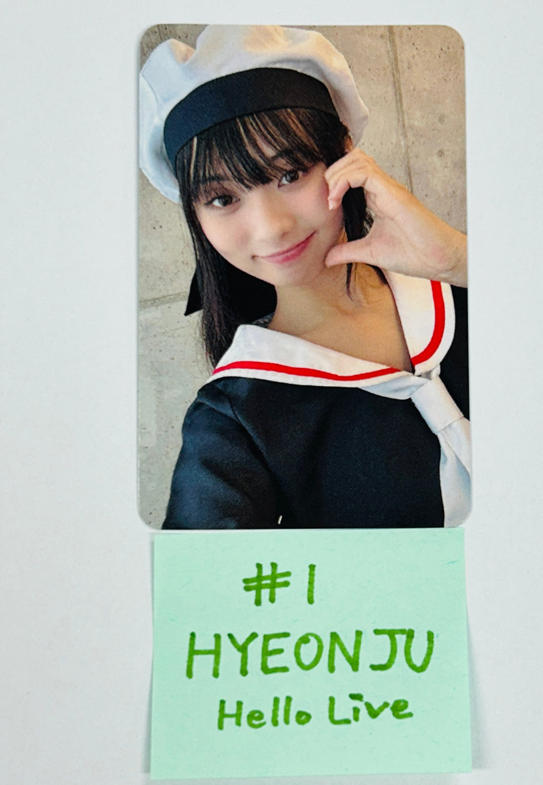 UNIS &
