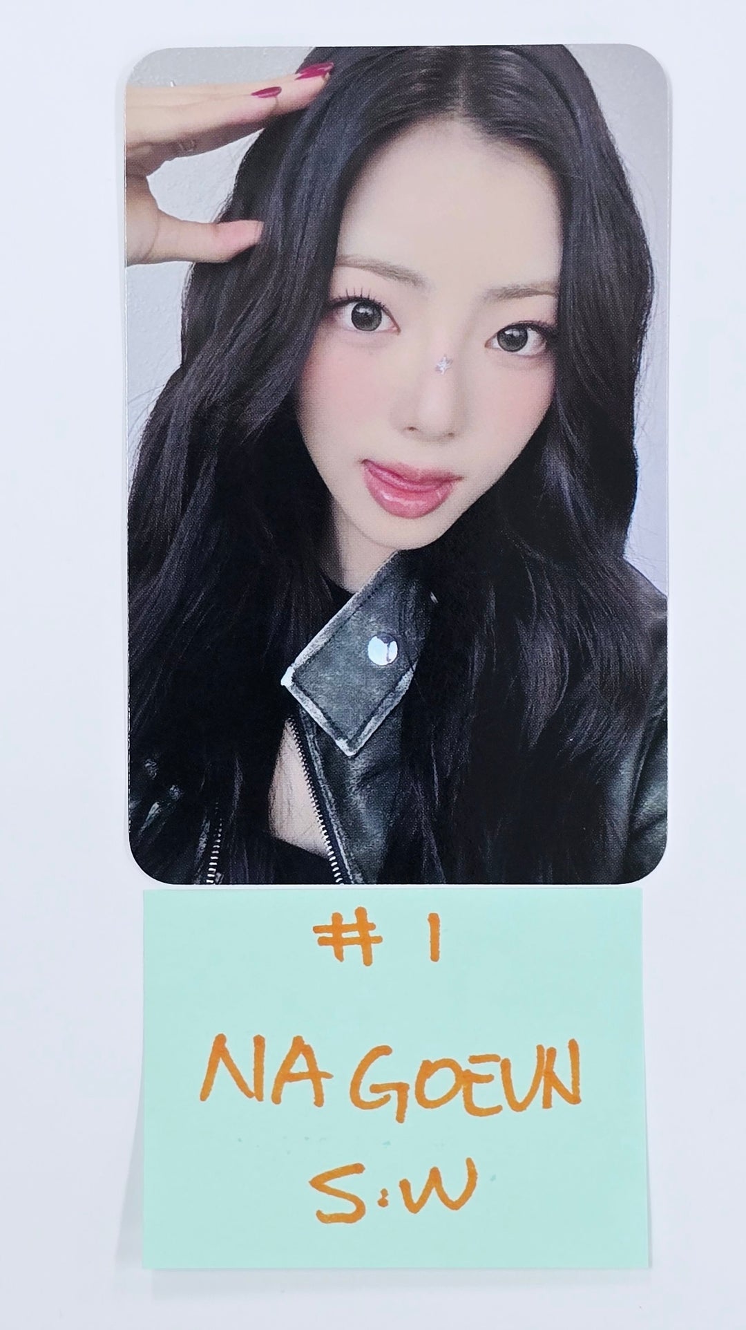 PURPLE KISS "HEADWAY" - Soundwave Fansign Event Photocard Round 3 [24.11.25]