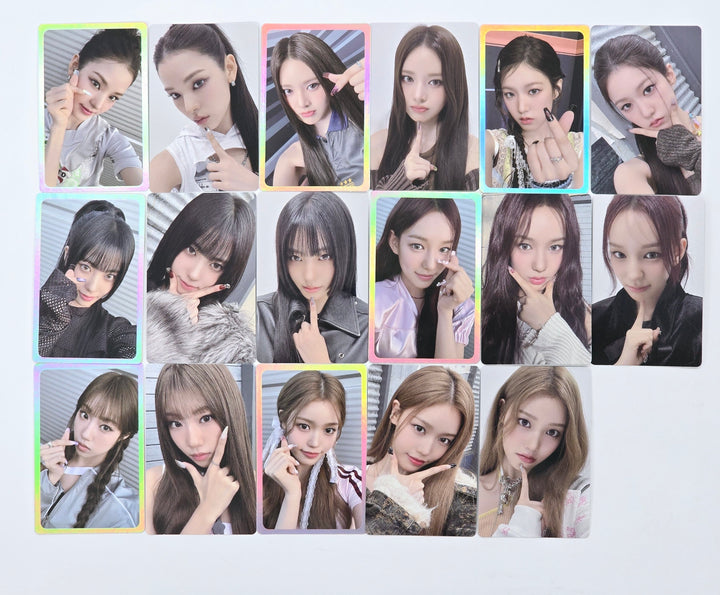 IZNA "N/a" - Official Trading Photocard (Restocked) [24.11.26]