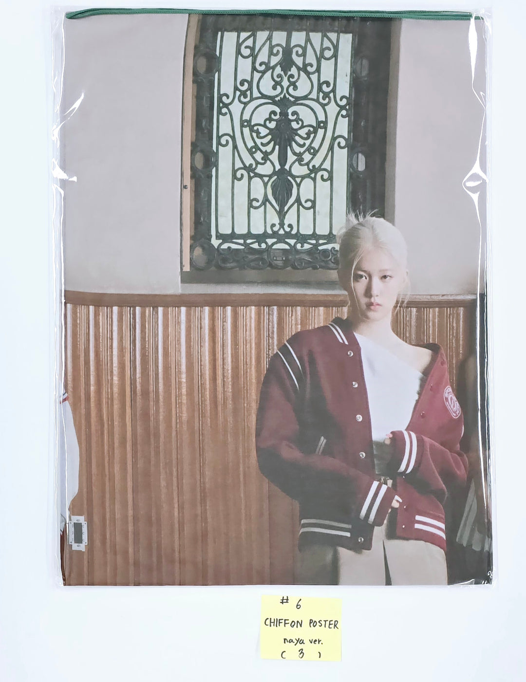 IZNA - IZNA 1st Pop-Up Store "N/a" Official MD (1) [24.11.29]