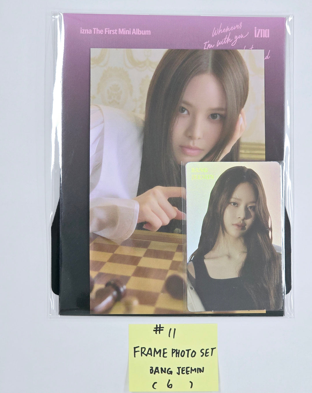 IZNA - IZNA 1st Pop-Up Store "N/a" Official MD (1) [24.11.29]