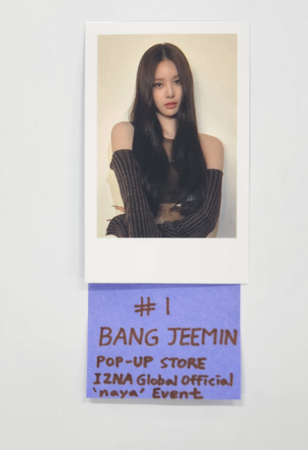 IZNA "N/a" - Pop-Up Store Global Official NAYA Event Polaroid Type Photocard [24.11.29]