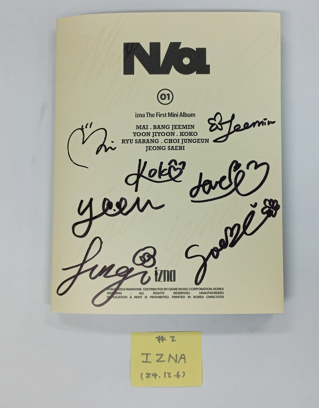 IZNA "N/a" - Hand Autographed(Signed) Promo Album [24.12.6]