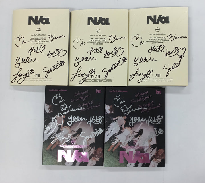 IZNA "N/a" - Hand Autographed(Signed) Promo Album [24.12.6]