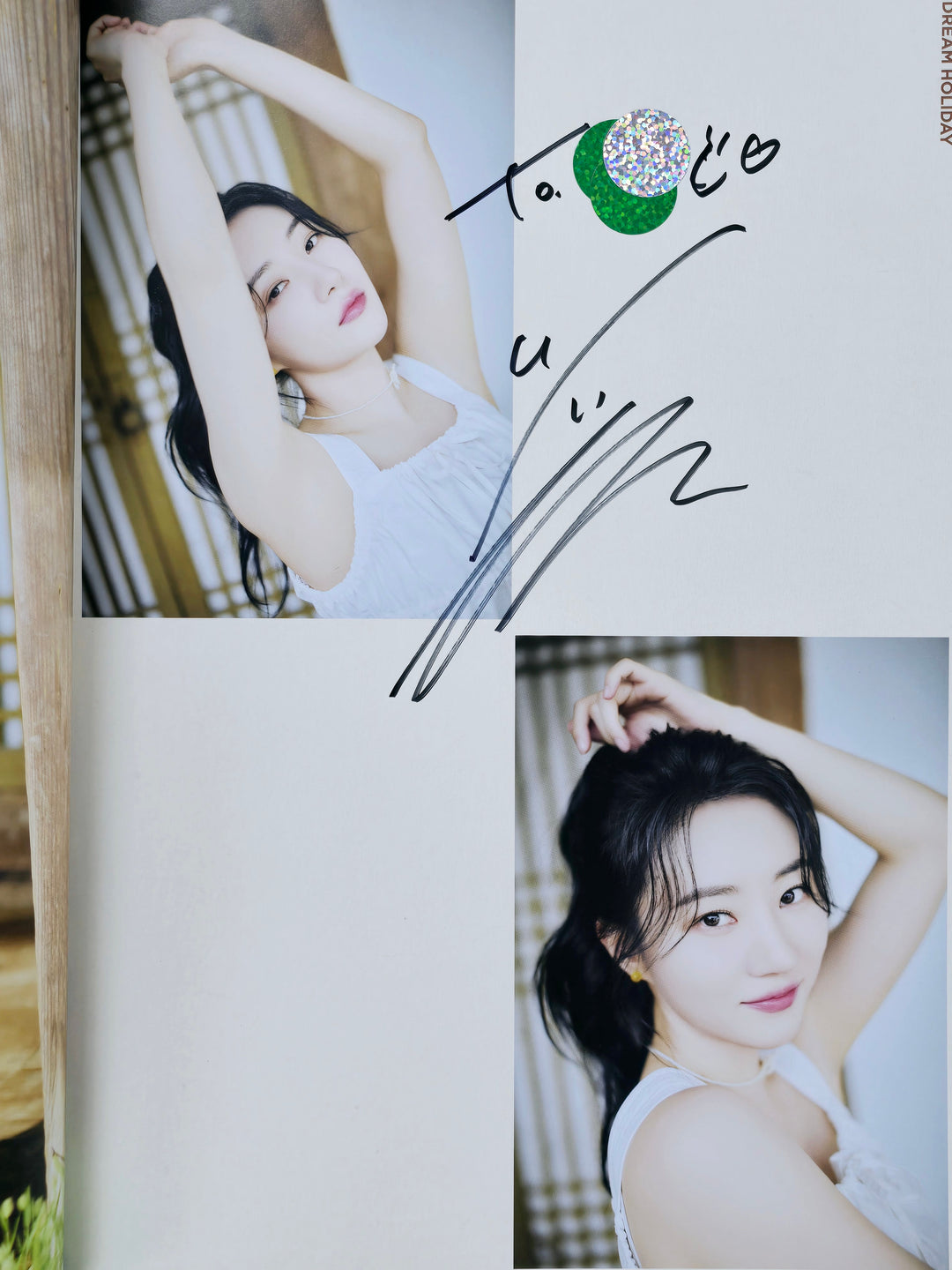 DreamCatcher 2025 SEASON’S - Hand Autograhped(Signed) Photobook + Season&