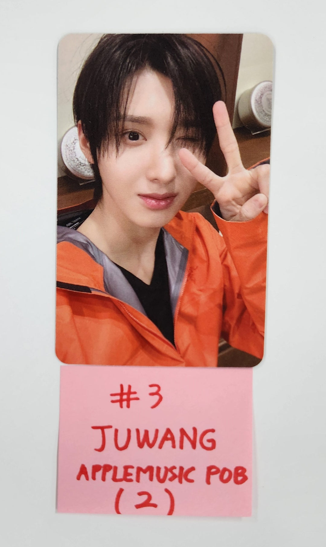 KickFlip "Flip it, Kick it!" - Apple Music Pre-Order Benefit Photocard [Look Book Ver.] [25.1.22]