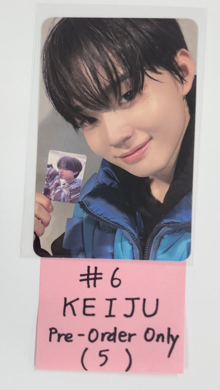 KickFlip "Flip it, Kick it!" - Pre-Order Benefit Photocard [25.1.22]