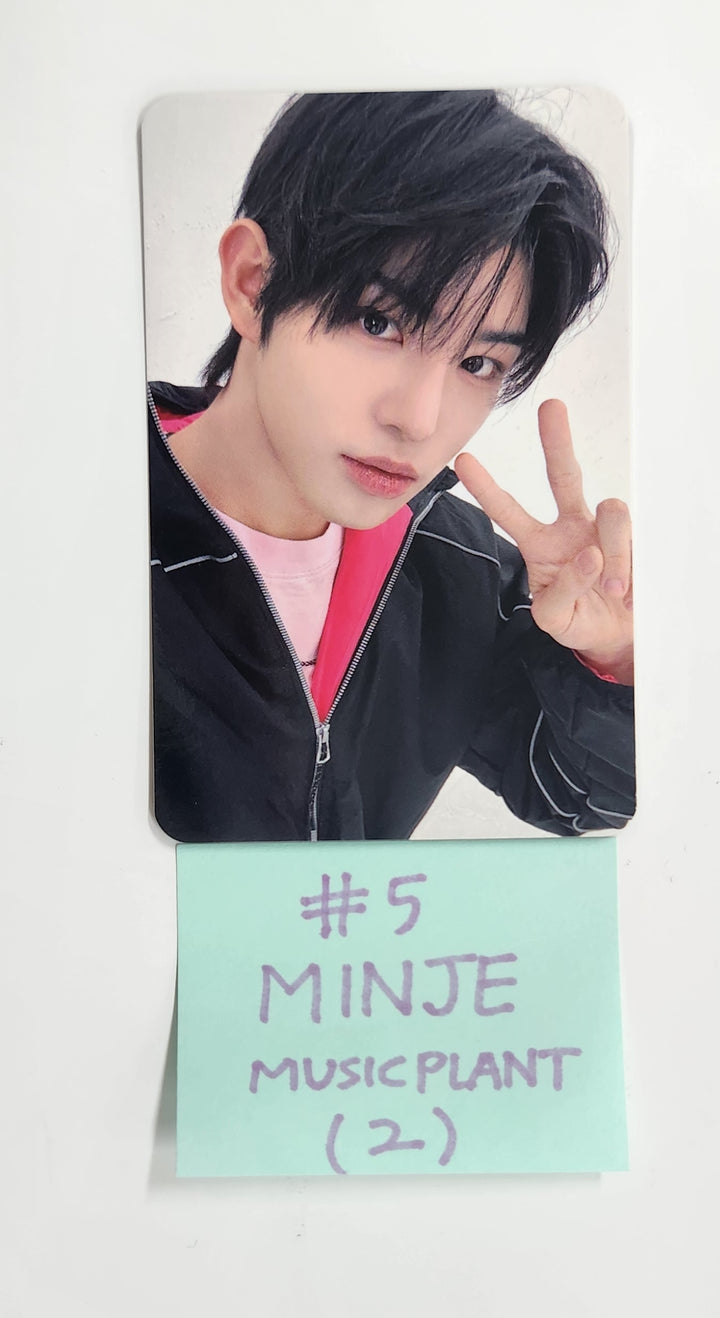 KickFlip "Flip it, Kick it!" - Music Plant Pre-Order Benefit Photocard [25.1.23]