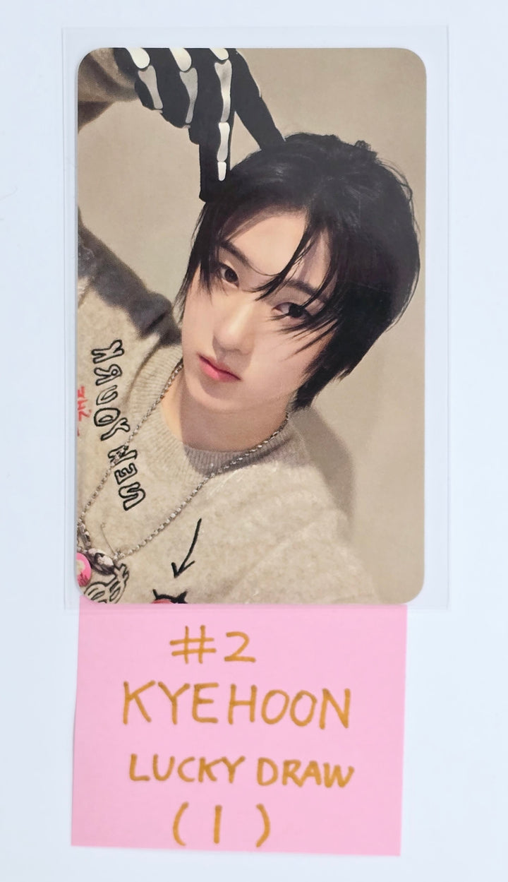 KickFlip "Flip it, Kick it!" - JYP Shop Pop-Up Lucky Draw Event Photocard [25.1.25]