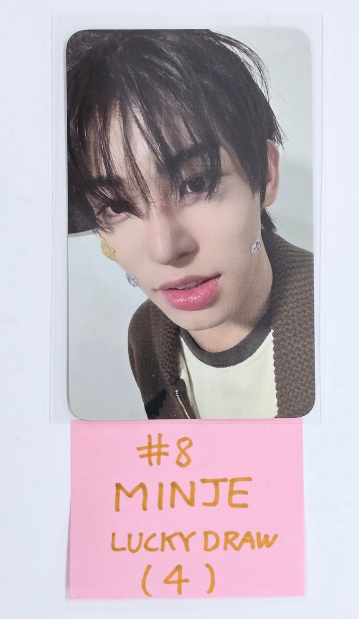 KickFlip "Flip it, Kick it!" - JYP Shop Pop-Up Lucky Draw Event Photocard [25.1.25]
