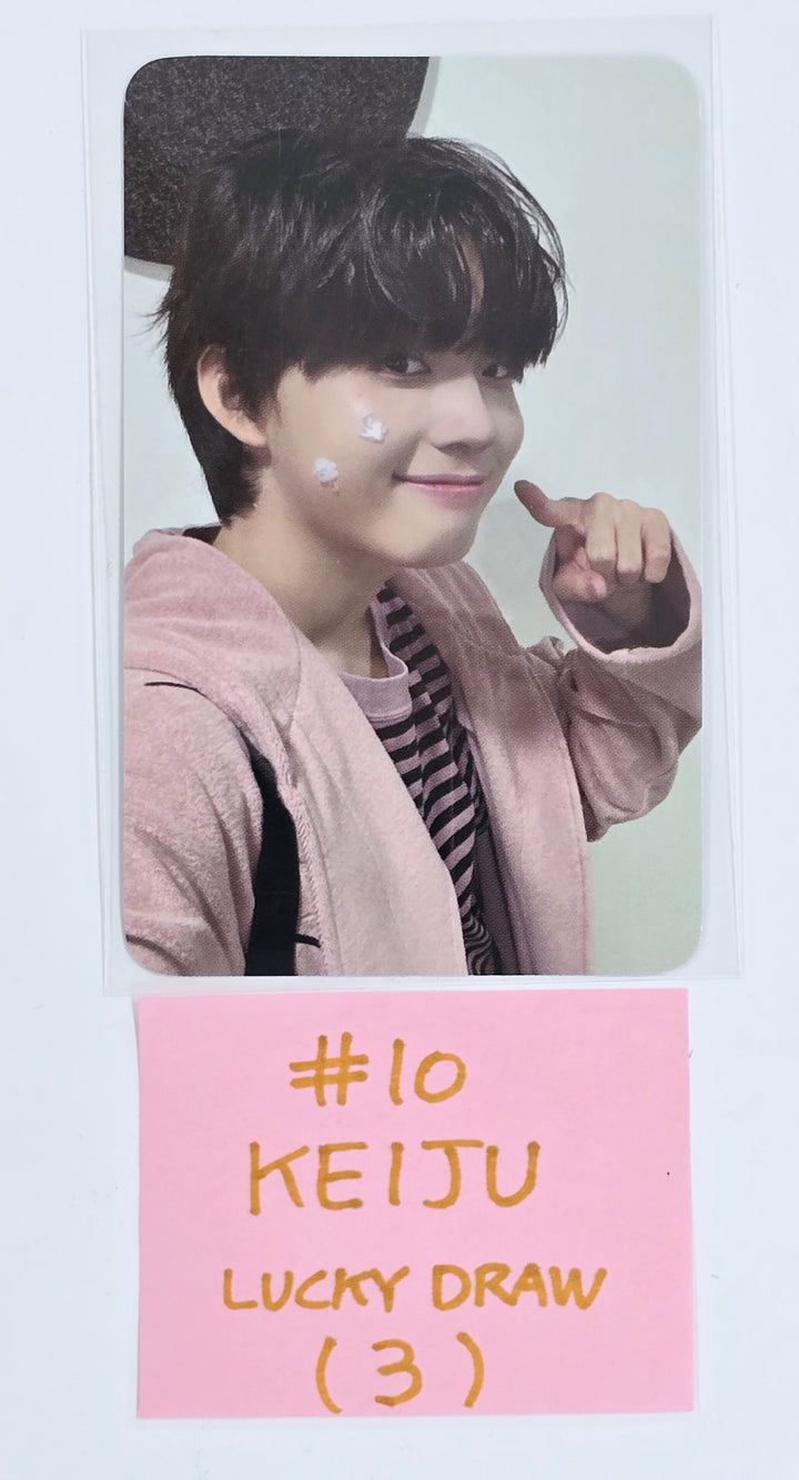 KickFlip "Flip it, Kick it!" - JYP Shop Pop-Up Lucky Draw Event Photocard [25.1.25]