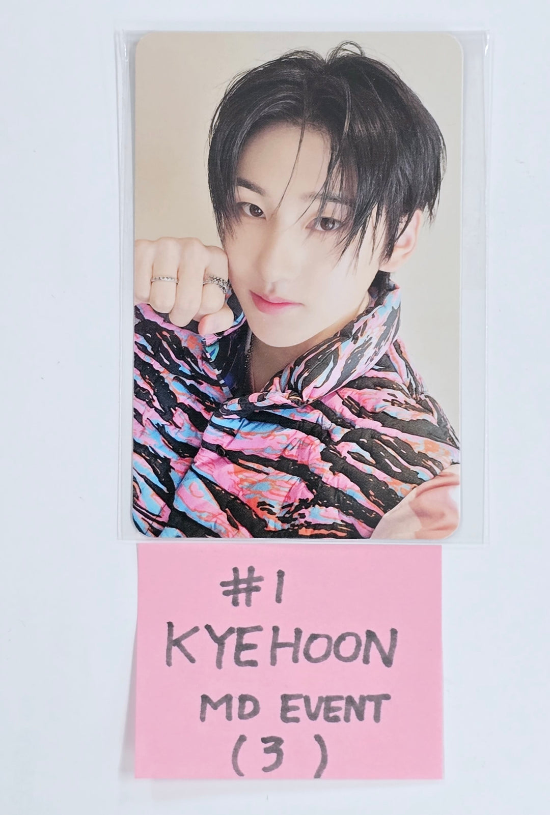 KickFlip "Flip it, Kick it!" - JYP Shop Pop-Up MD Event Photocard [25.1.25]
