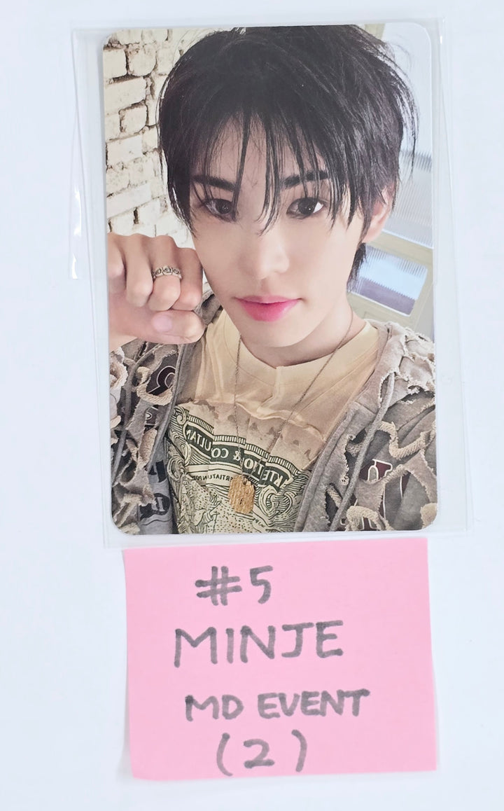 KickFlip "Flip it, Kick it!" - JYP Shop Pop-Up MD Event Photocard [25.1.25]