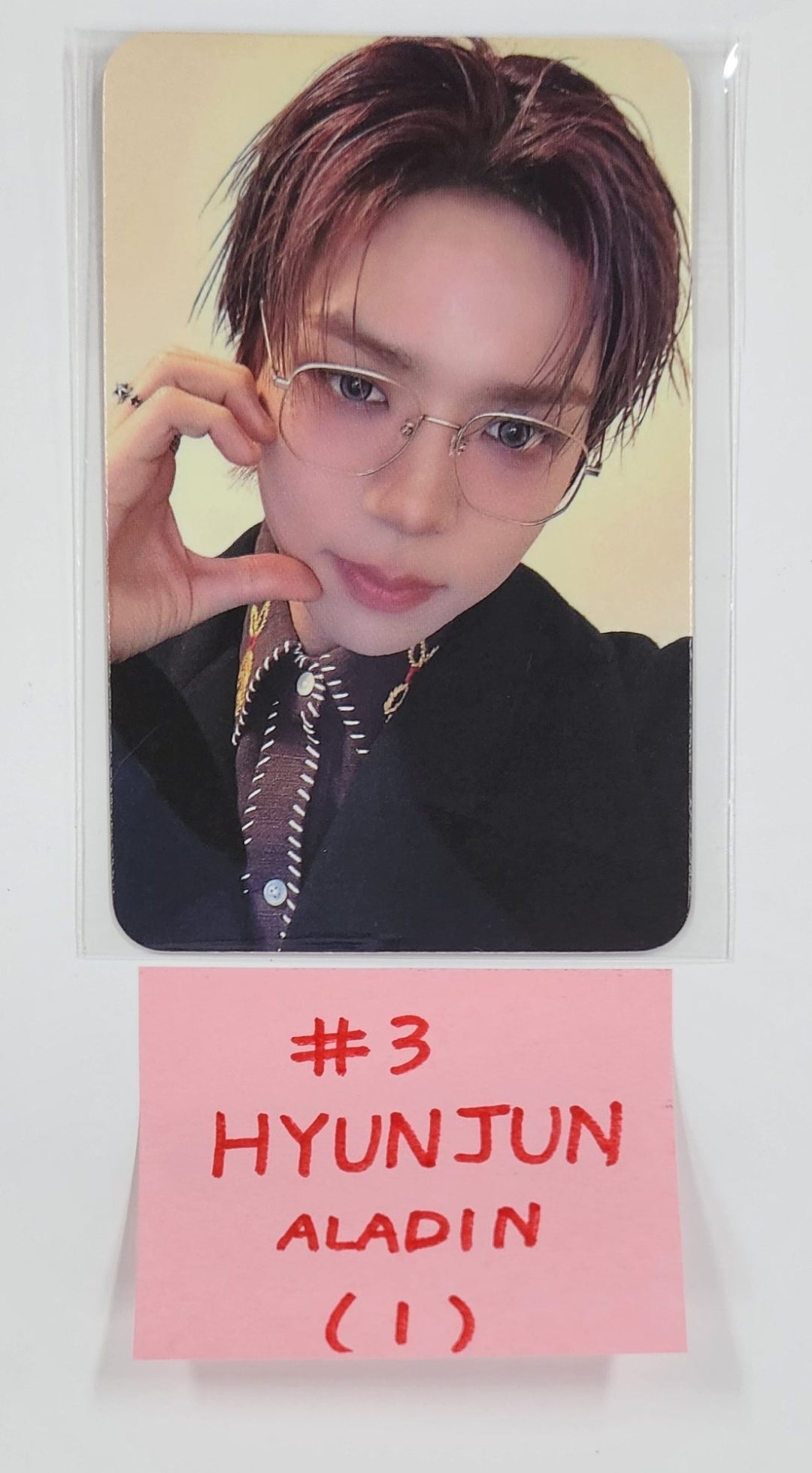NouerA "Chapter: New is Now" - Aladin Pre-Order Benefit Photocard [25.2.27]