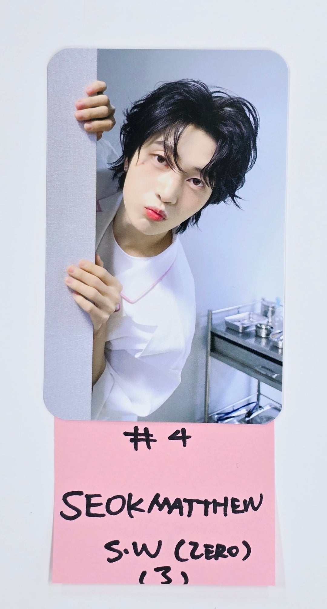 ZEROBASEONE "𝗕𝗟𝗨𝗘 𝗣𝗔𝗥𝗔𝗗𝗜𝗦𝗘" The 5th Mini Album - Soundwave Pre-Order Benefit Photocard [ZEROSE Ver.] [25.3.5]