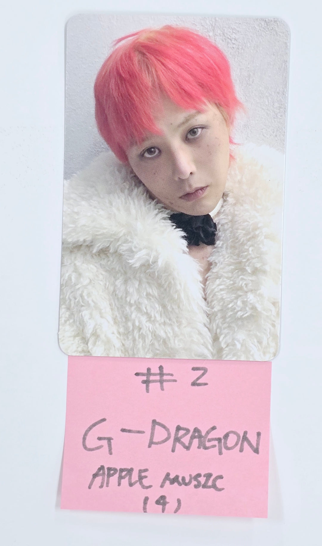 G-Dragon "Übermensch" - Apple Music Pre-Order Benefit Photocard [PHOTOCARD ALBUM Ver.] [25.3.5]