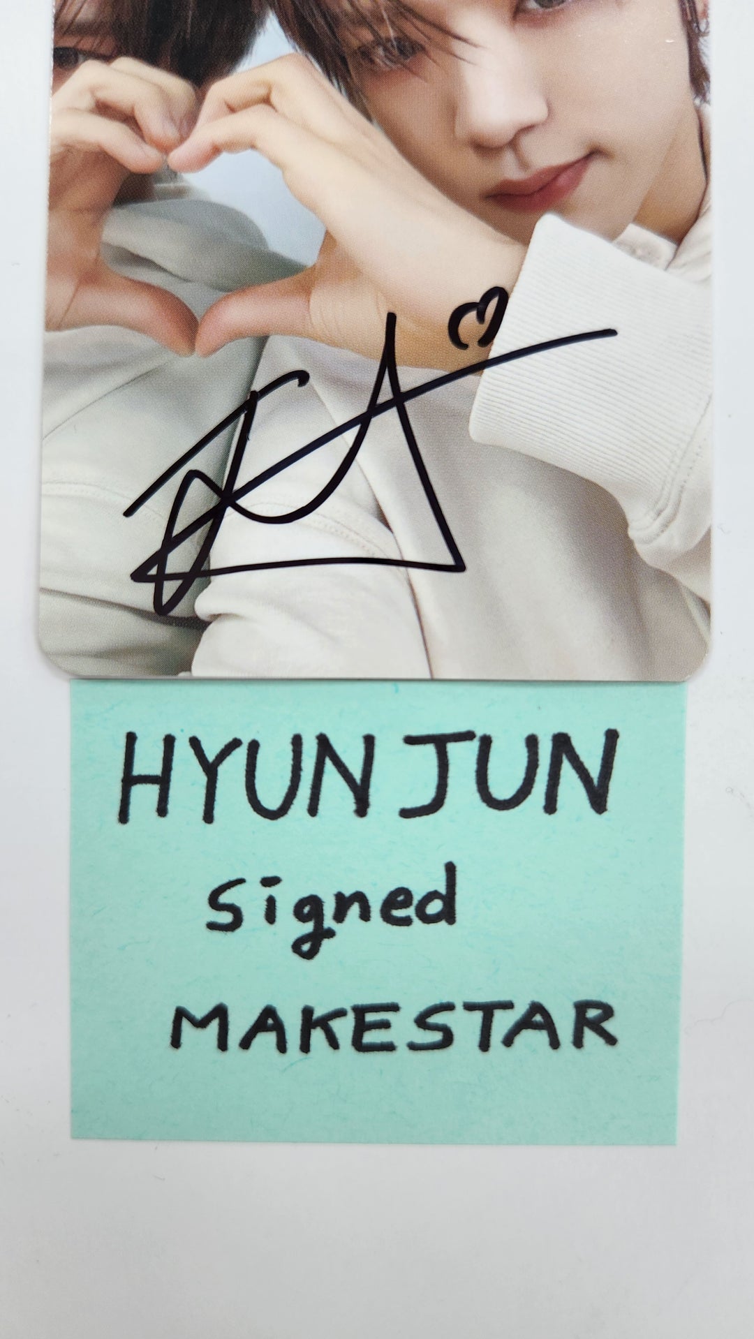 Hyun Jun (Of NouerA) "Chapter: New is Now" - Hand Autographed(Signed) Photocard [25.3.11]