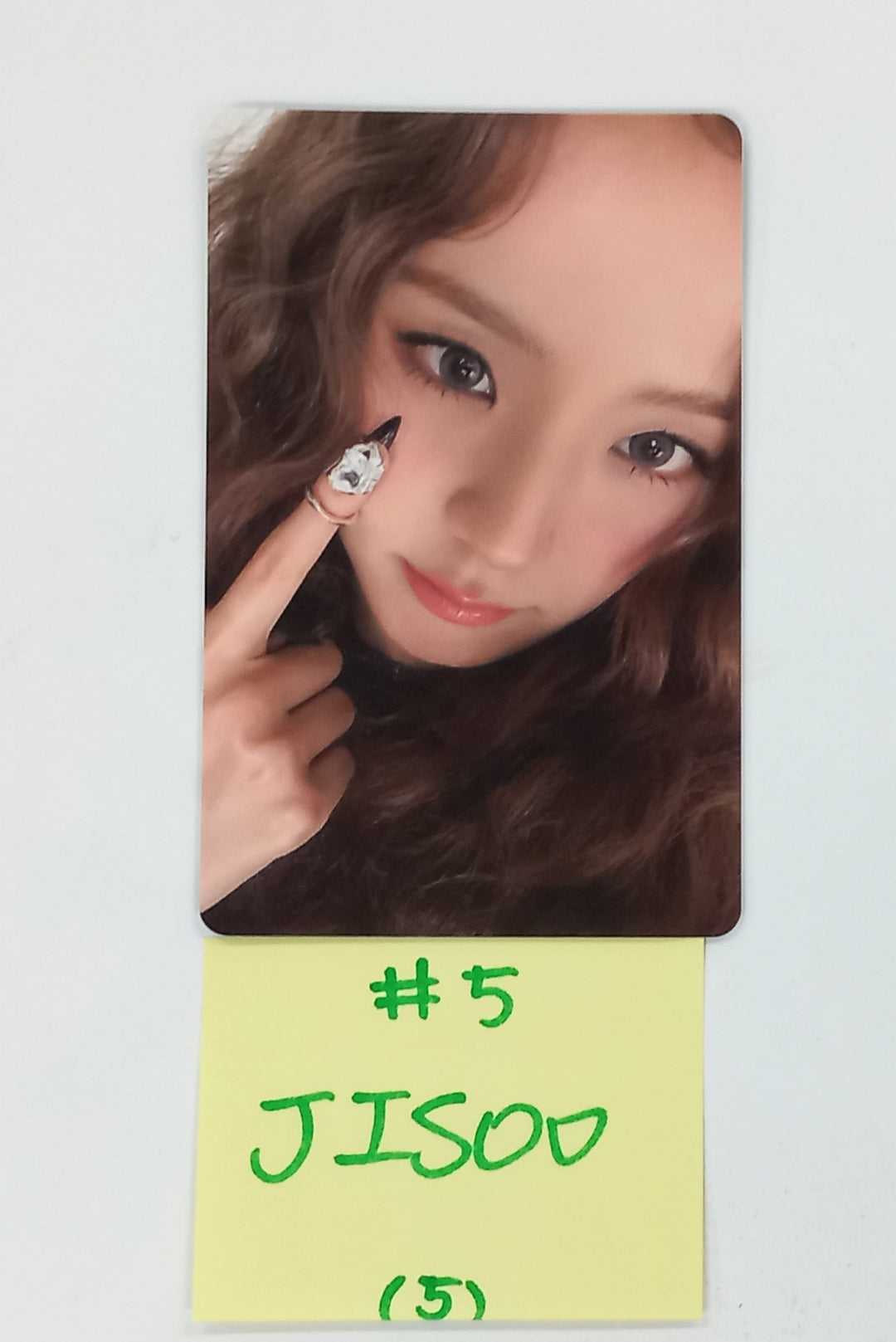 JISOO "AMORTAGE" - Official Photocard [25.4.11]