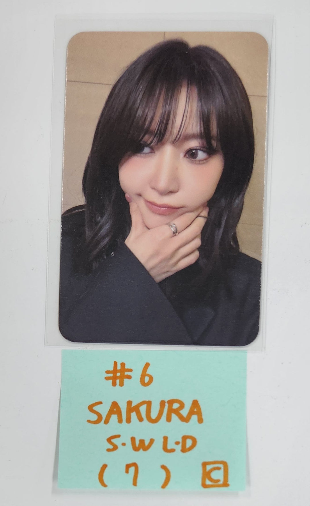 Le Sserafim "Hot" - Soundwave Lucky Draw Event Photocard [Stadard &amp; Compact Ver.] [25.3.14]