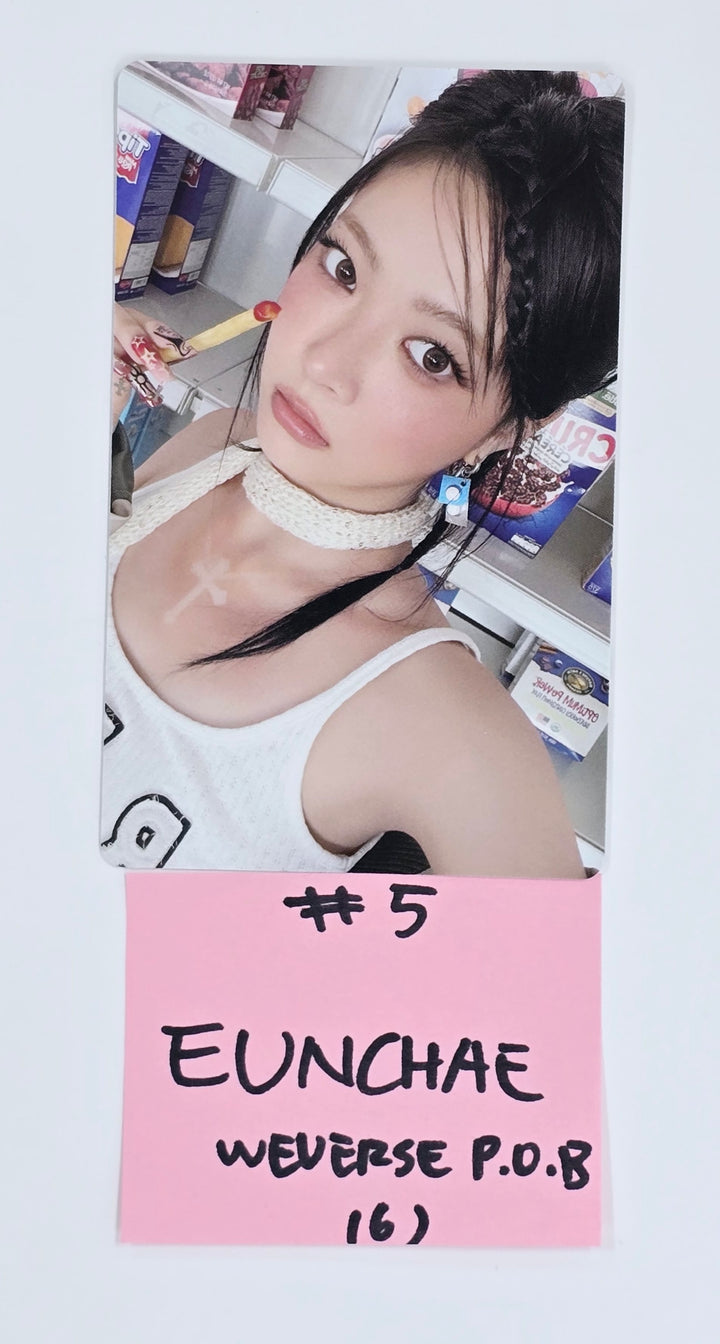 Le Sserafim "Hot" - Weverse Shop Pre-Order Benefit Photocard (Restocked) [25.3.18]