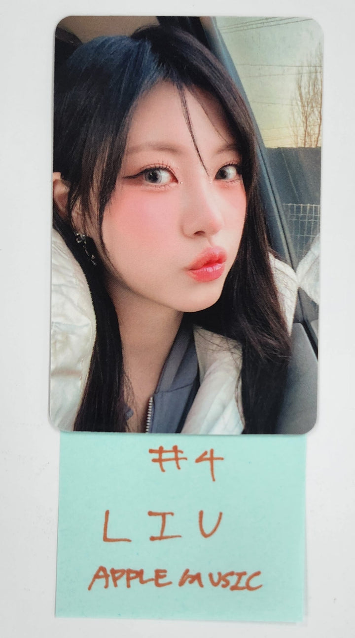 RESCENE "Glow Up" - Apple Music Fansign Event Photocard Round 2 [25.3.19]