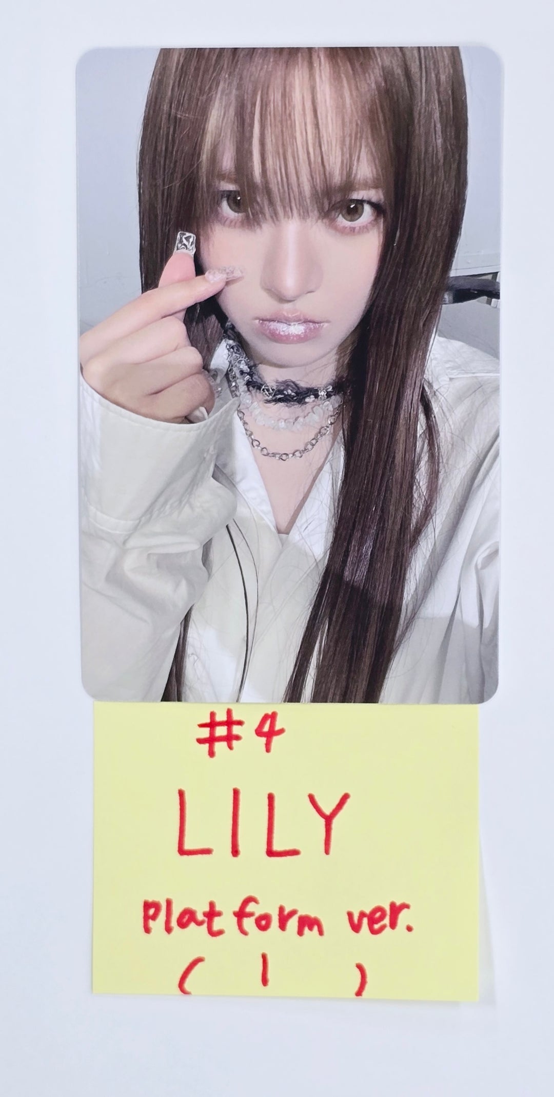 NMIXX "Fe3O4: FORWARD" - Official Photocard [Platform Ver.] [25.3.19]