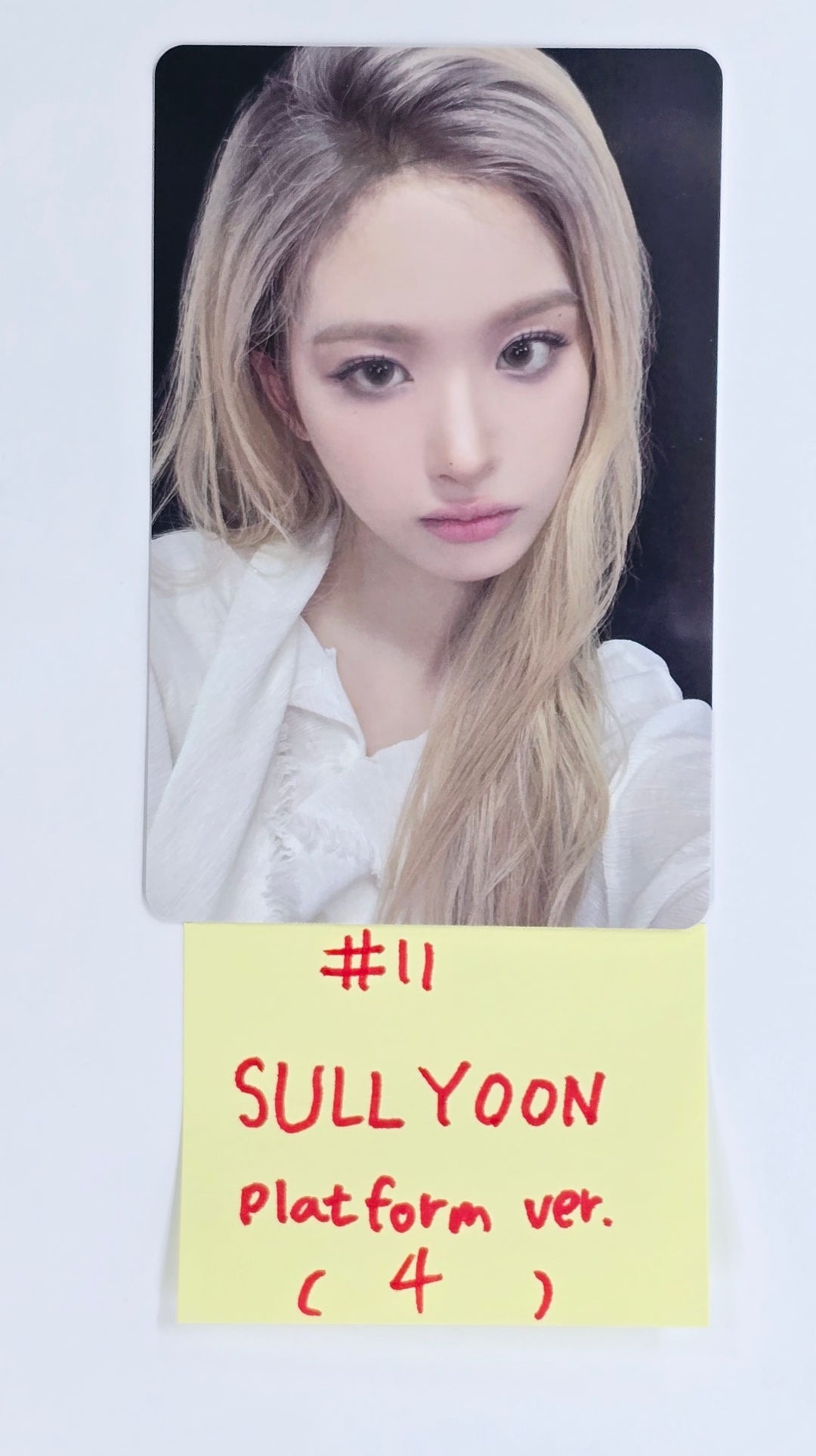 NMIXX "Fe3O4: FORWARD" - Official Photocard [Platform Ver.] [25.3.19]