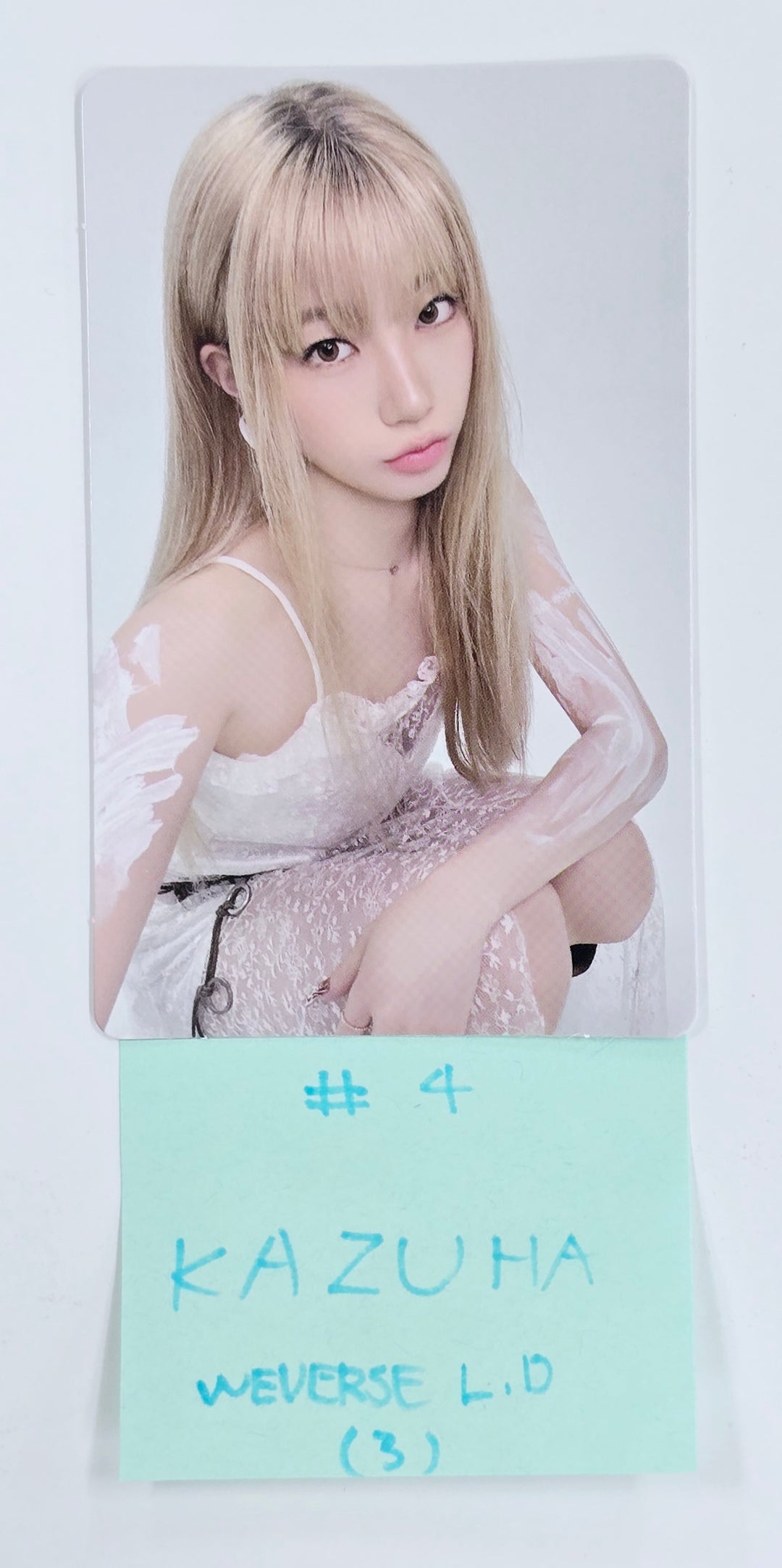 Le Sserafim "Hot" - Weverse Shop Lucky Draw Event Photocard [25.3.24]