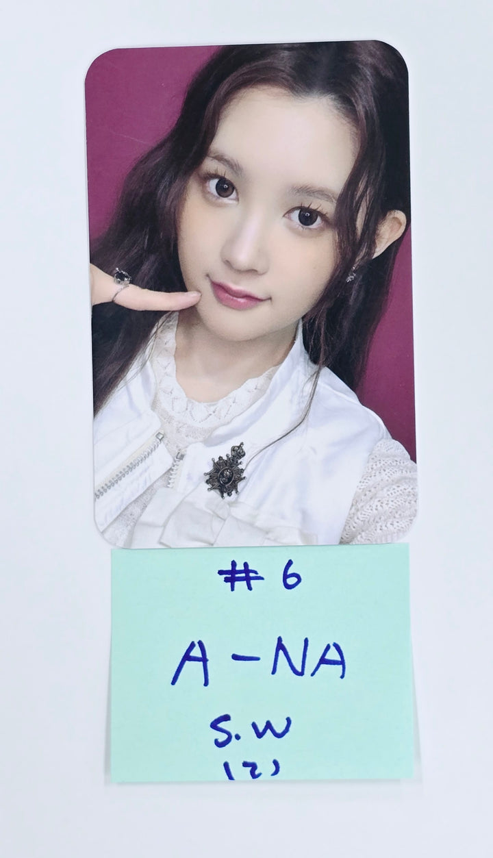 Hearts2Hearts "The Chase" - Soundwave Fansign Event Photocard [25.3.24]
