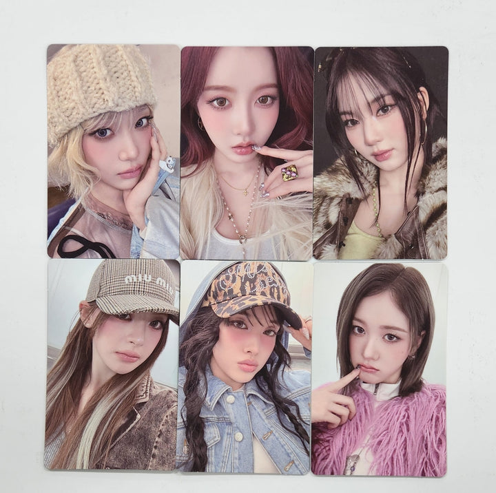 STAYC "S" - Weverse Shop Special Gift Photocard [25.3.25]