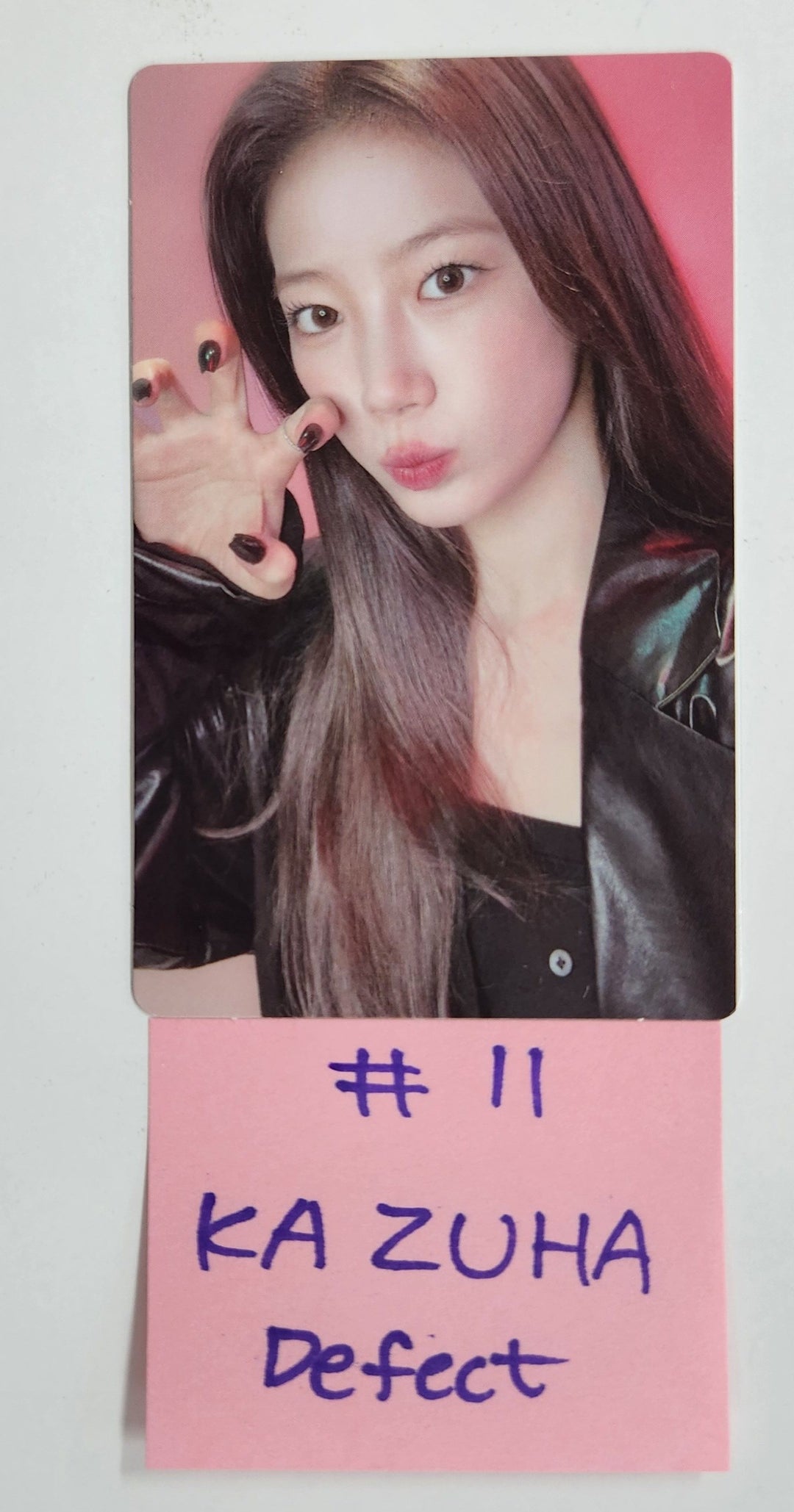 Le Sserafim "Hot" - Weverse Shop Studio Choom Event Photocard [25.3.25] - Must Read !