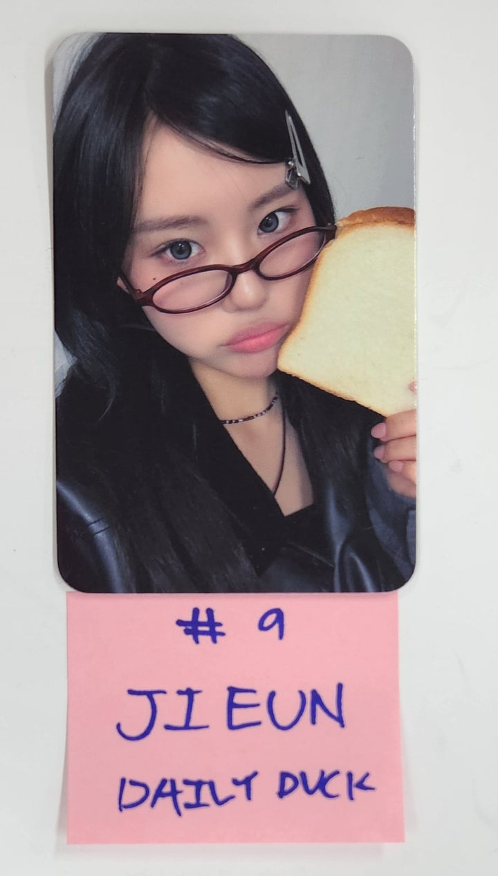 YOUNG POSSE "Ate That" - Daily Duck Fansign Event Photocard Round 2 [25.3.25]