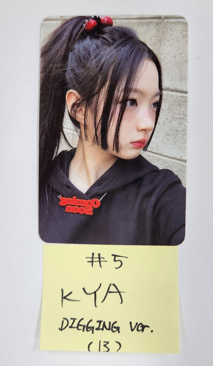 KiiiKiii "UNCUT GEM" - Official Photocard [DIGGING Ver.] [25.3.26]
