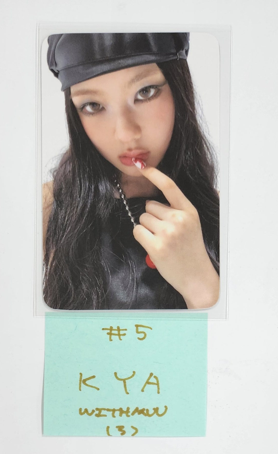 KiiiKiii "UNCUT GEM" - Withmuu Pre-Order Benefit Photocard [DIGGING Ver.] [25.3.27]