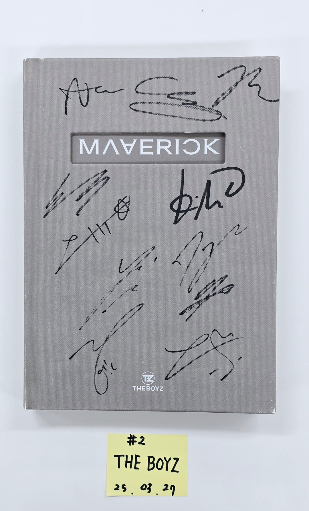 The Boyz "MAVERICK" &amp; "PHANTASY Pt.2 Sixth Sense", TNX "For Real?", Dragon Pony "Not Out" - Hand Autographed(Signed) Promo Album [25.3.27]