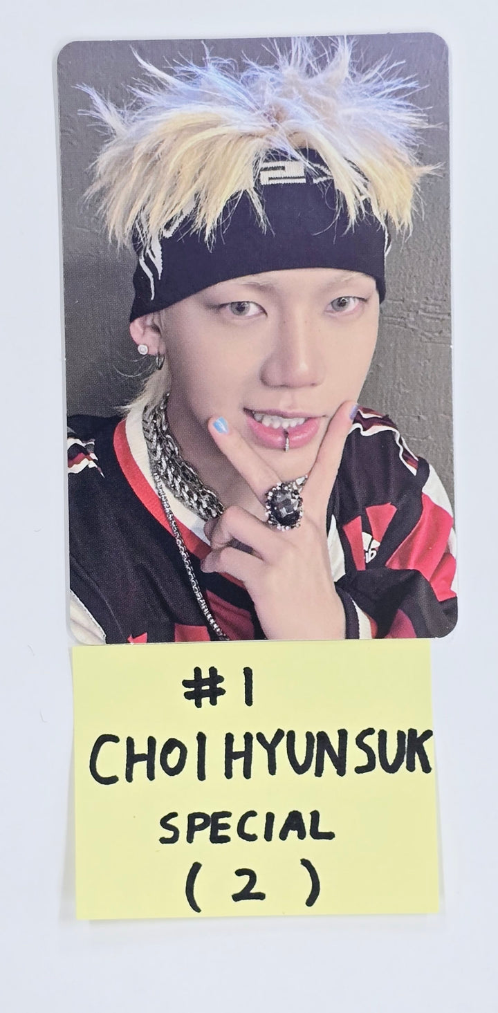 TREASURE "SPECIAL MOMENT" 2025 TREASURE FAN CONCERT IN SEOUL - Official Trading Photocard (1) [25.3.28]