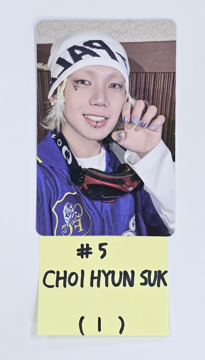 TREASURE "SPECIAL MOMENT" 2025 TREASURE FAN CONCERT IN SEOUL - Official Trading Photocard (1) [25.3.28]