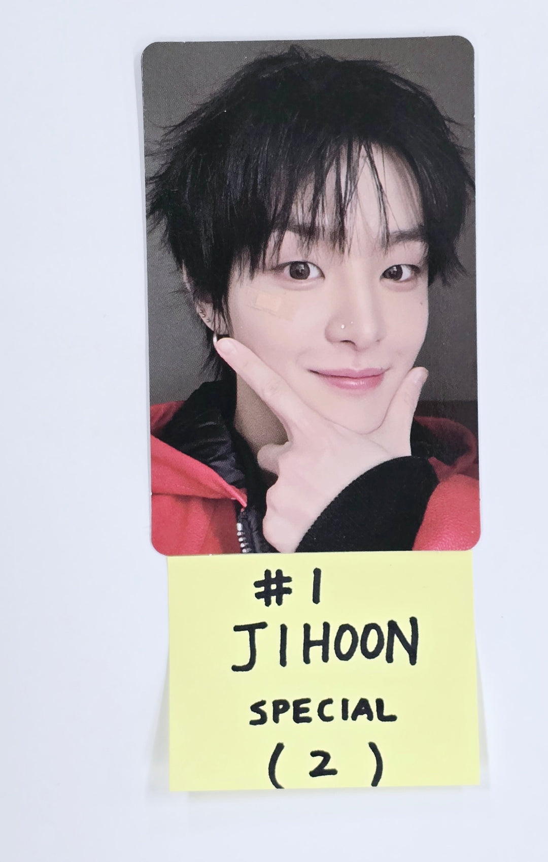TREASURE "SPECIAL MOMENT" 2025 TREASURE FAN CONCERT IN SEOUL - Official Trading Photocard (1) [25.3.28]