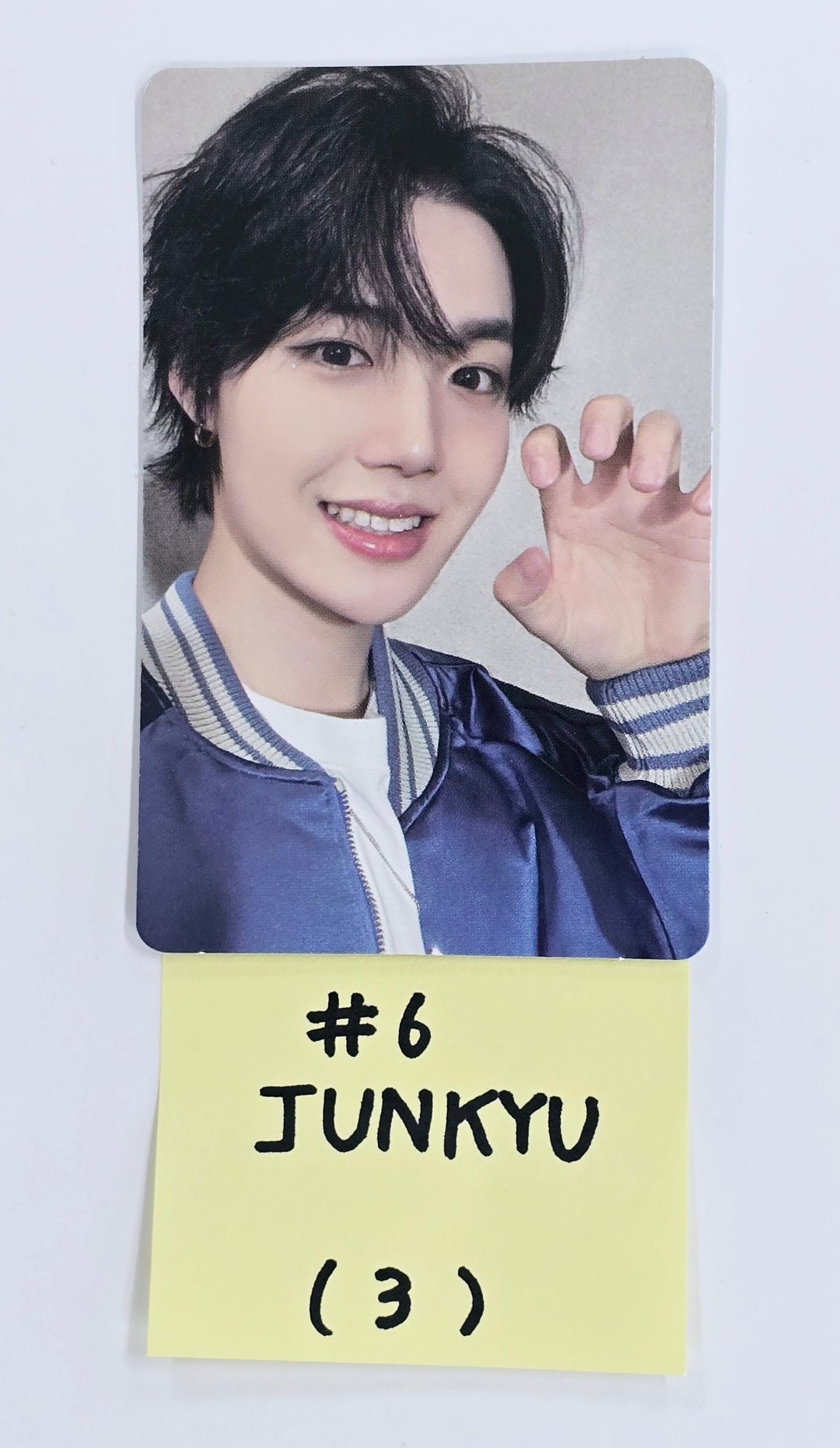 TREASURE "SPECIAL MOMENT" 2025 TREASURE FAN CONCERT IN SEOUL - Official Trading Photocard (1) [25.3.28]