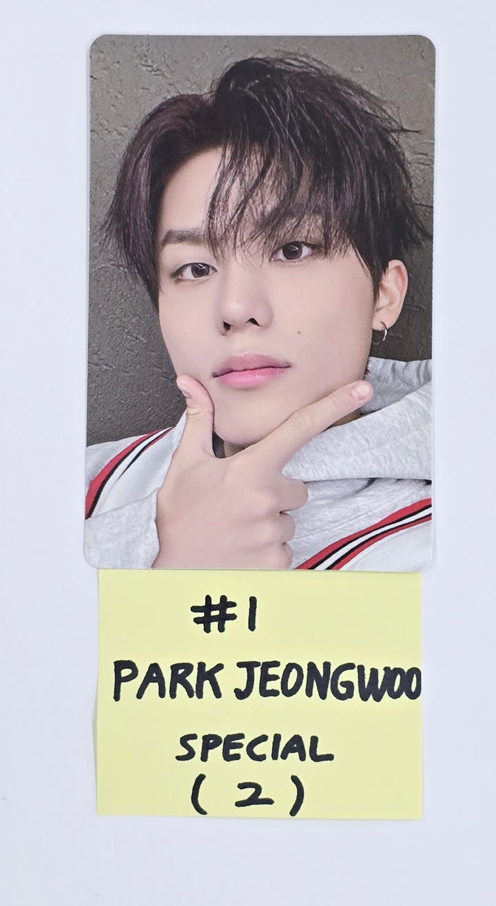 TREASURE "SPECIAL MOMENT" 2025 TREASURE FAN CONCERT IN SEOUL - Official Trading Photocard (2) [25.3.28]