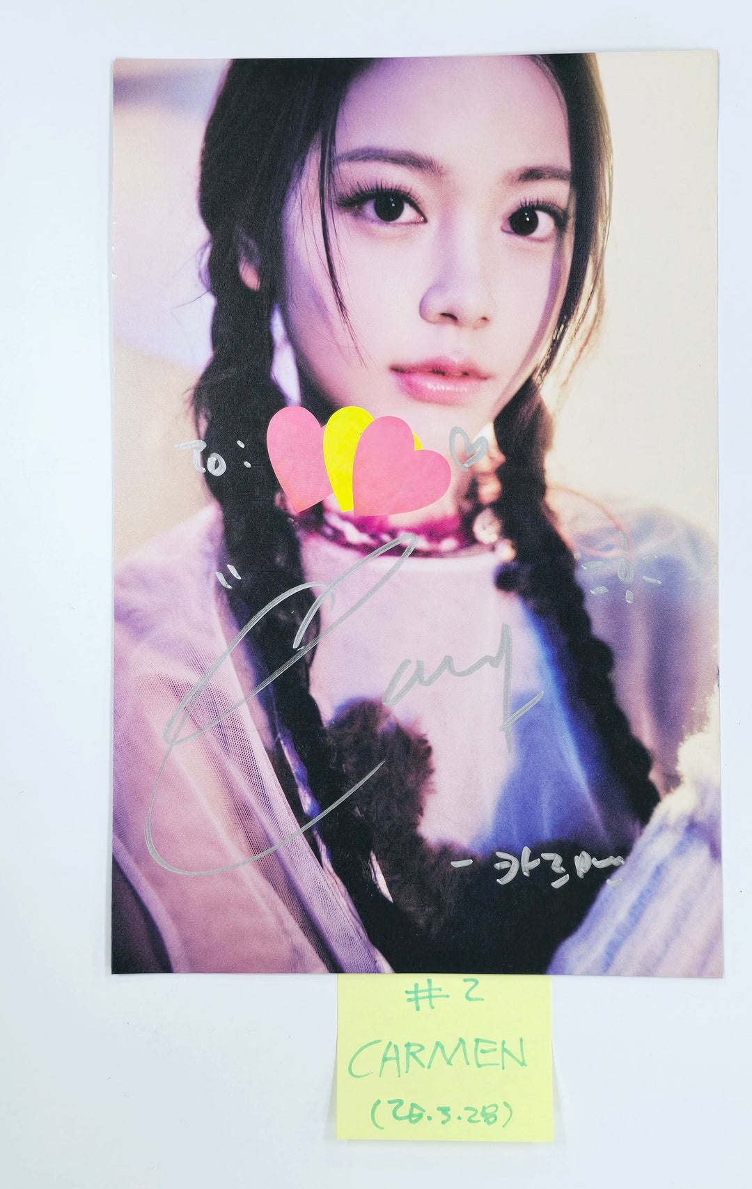 Hearts2Hearts "The Chase" - A Cut Page From Fansign Event Album [25.3.28]
