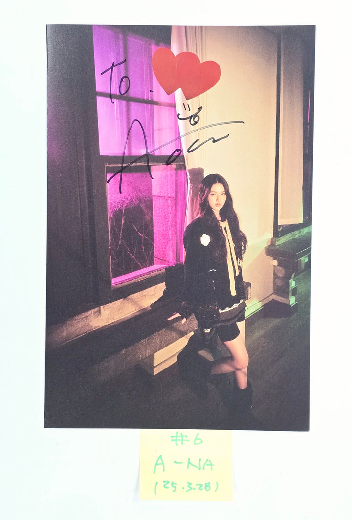 Hearts2Hearts "The Chase" - A Cut Page From Fansign Event Album [25.3.28]