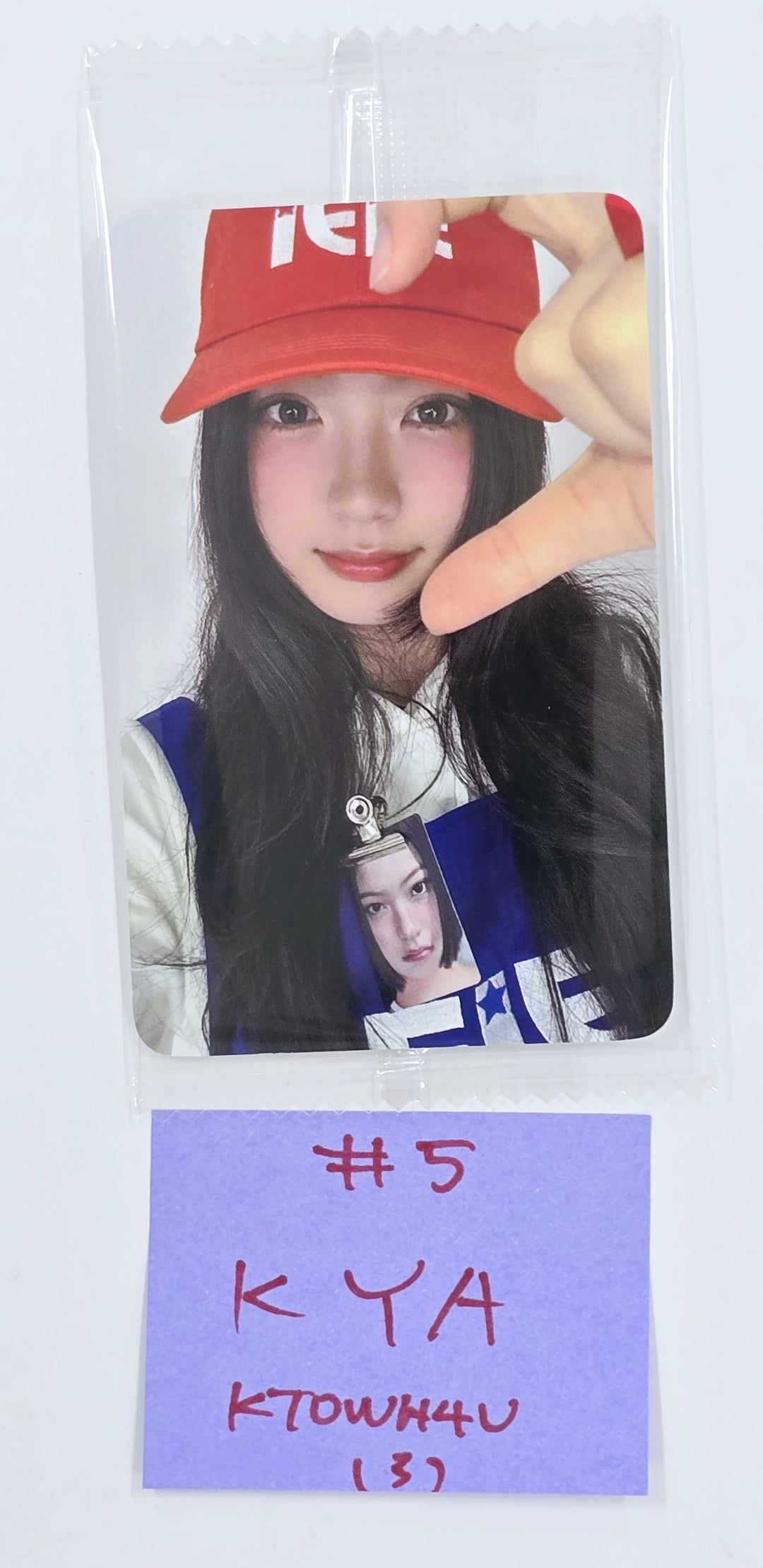 KiiiKiii "UNCUT GEM" - Ktown4U Special Gift Photocard [DIGGING Ver.] [25.3.31]