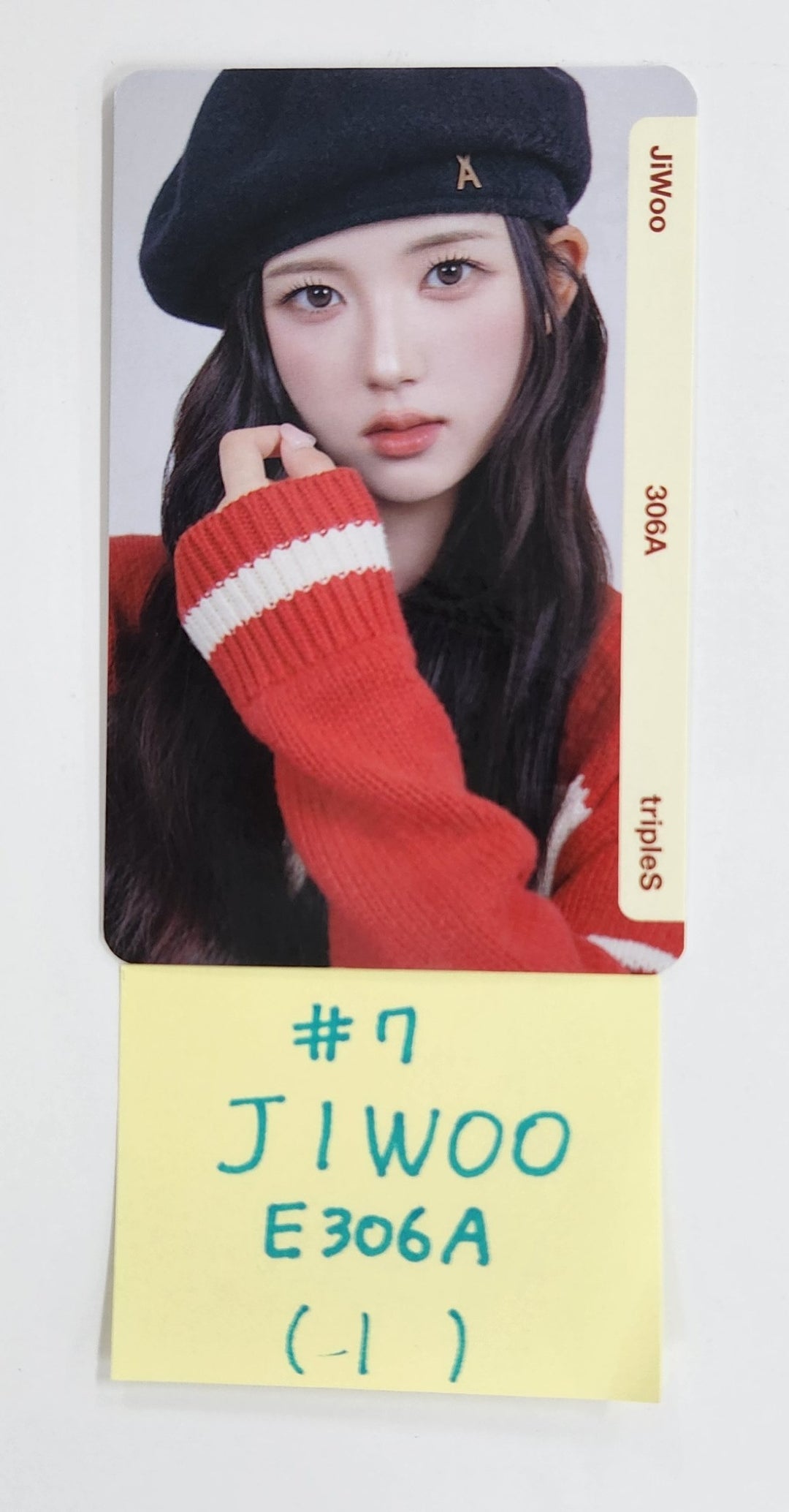 TripleS Official Ever01 Double Class Objekt (E305-308) - Official Photocard (1) [25.3.31] (Restocked 4/14)