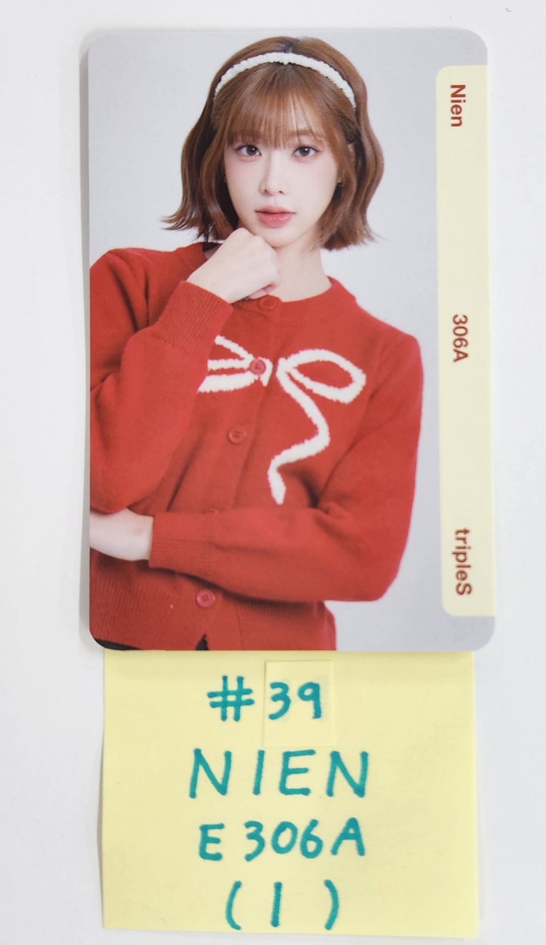 TripleS Official Ever01 Double Class Objekt (E305-308) - Official Photocard (2) [25.3.31] (Restocked 4/14)