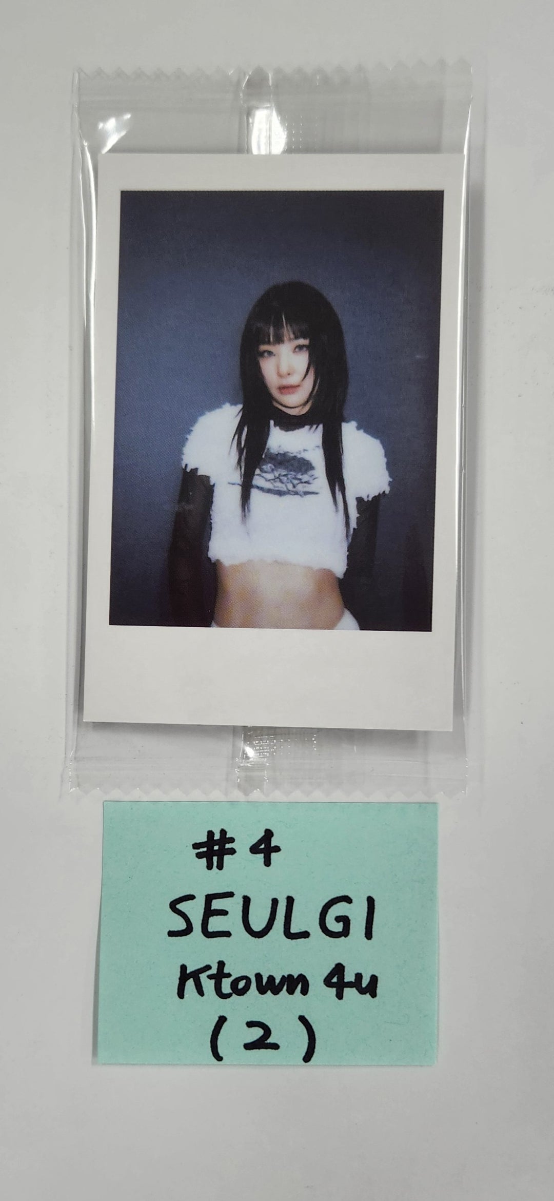 SEULGI (Of Red velvet) "Accidentally On Purpose" - Ktown4U Special Gift Photocard [25.4.1]