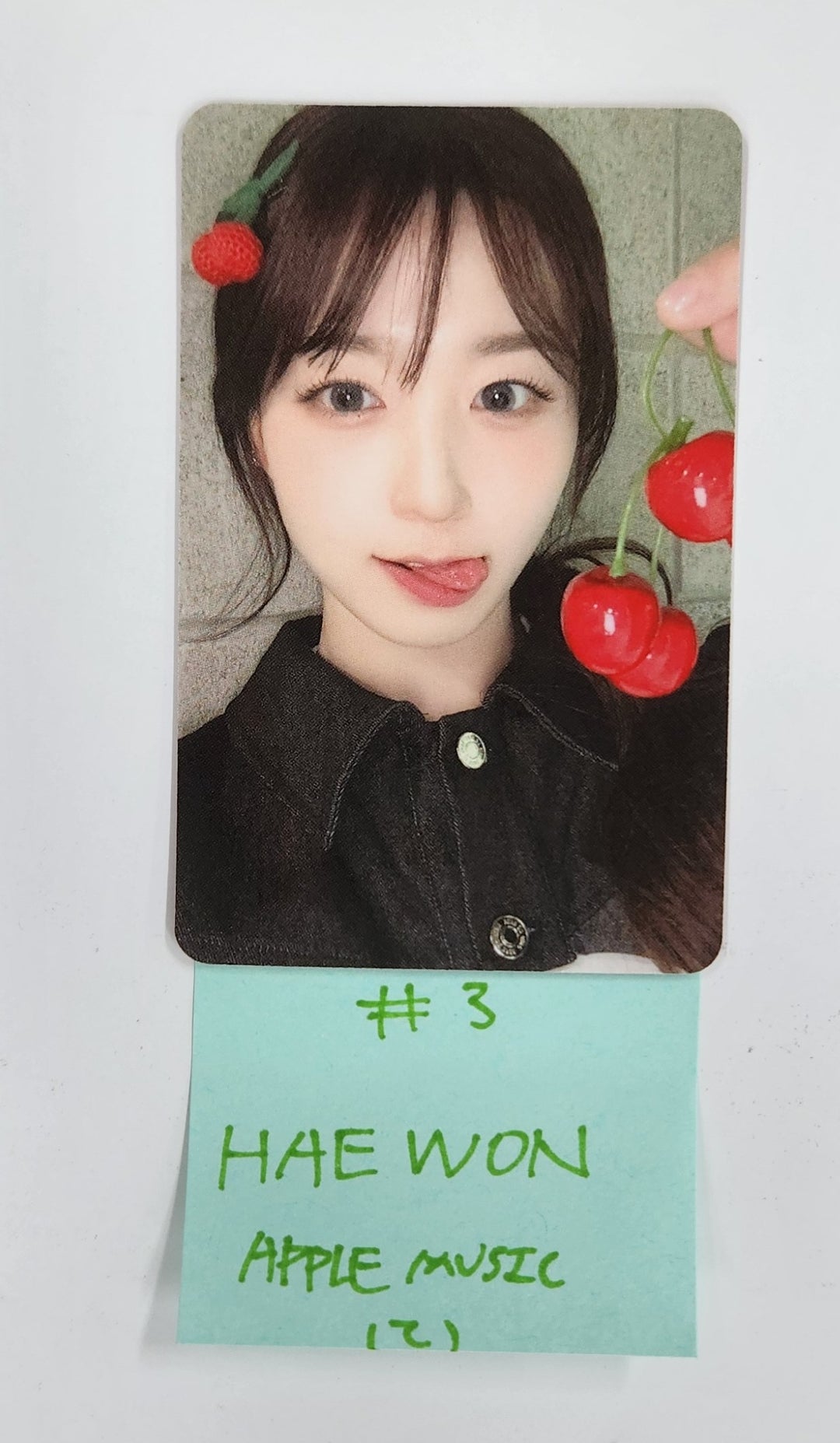 NMIXX "Fe3O4: FORWARD" - Apple Music Fansign Event Photocard [25.4.1]