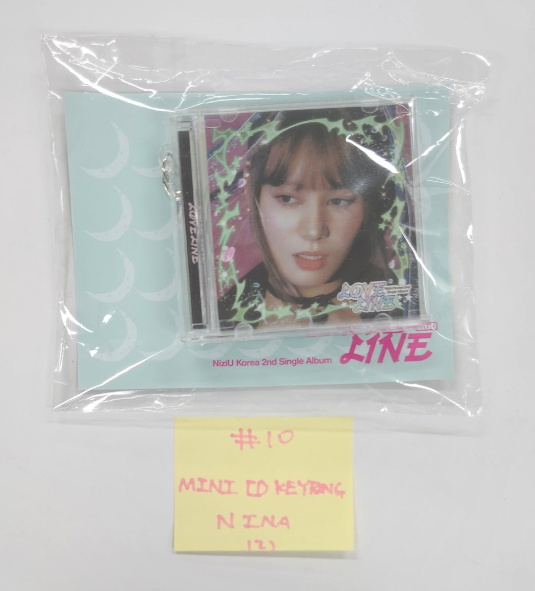 NiziU "LOVE LINE" - Pop-Up Store Official MD [25.4.1]