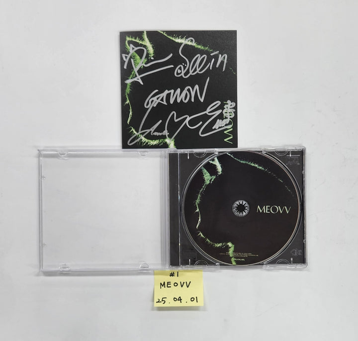 MEOVV "MEOVV" &amp; "TOXIC" - Hand Autograhped(Signed) Promo Album [25.4.1]